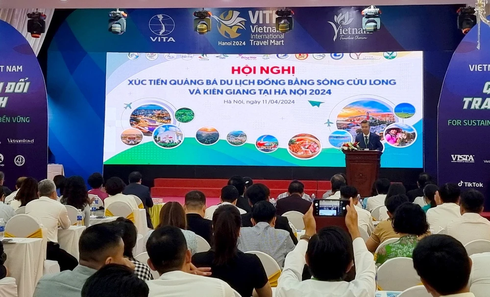 Hội nghị xúc tiến, quảng bá du lịch Đồng bằng sông Cửu Long và Kiên Giang vừa diễn ra tại Hà Nội, ngày 11/4. (Ảnh: Linh Tâm/Vietnam+)