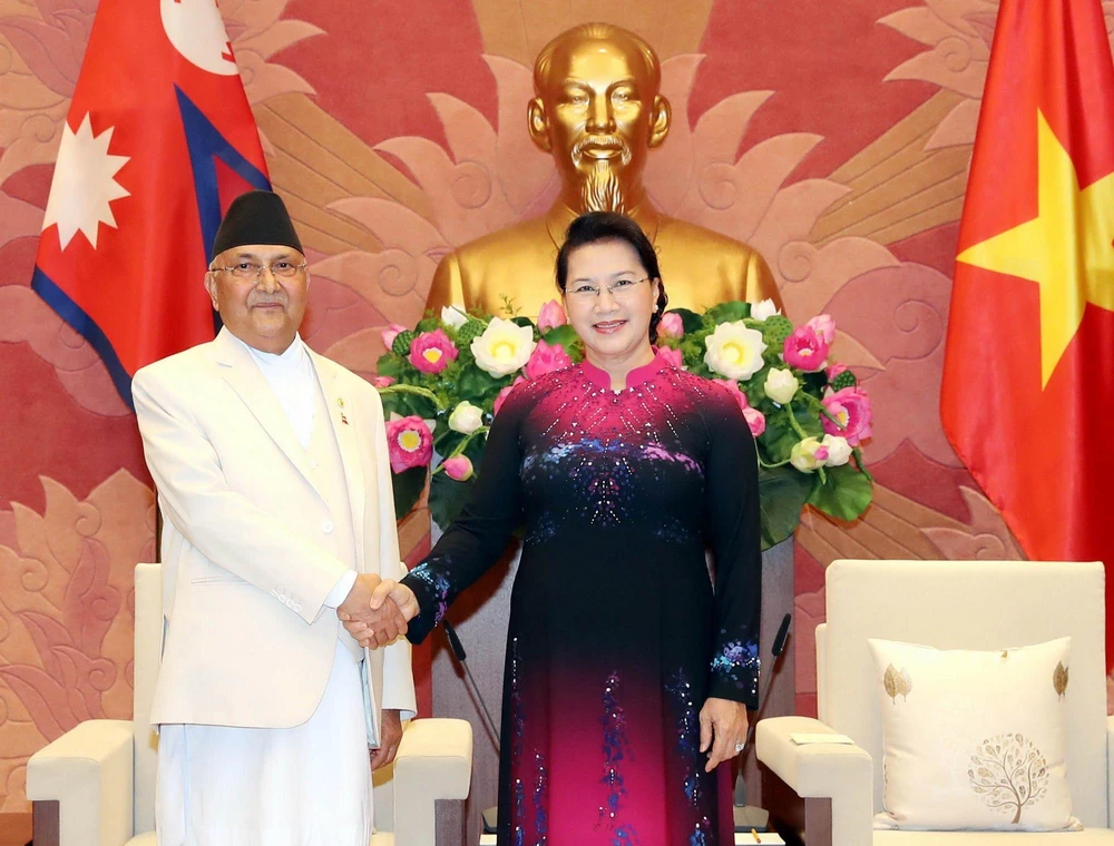 Chủ tịch Quốc hội Nguyễn Thị Kim Ngân hội kiến Thủ tướng Nepal Khadga Prasad Sharma Oli. (Ảnh: Trọng Đức/TTXVN)