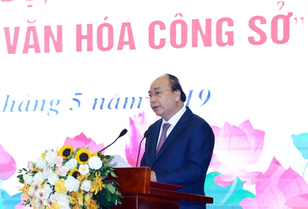 Thủ tướng Nguyễn Xuân Phúc, Chủ tịch Hội đồng Thi đua-Khen thưởng Trung ương phát biểu tại Lễ phát động. (Ảnh: Thống Nhất/TTXVN)