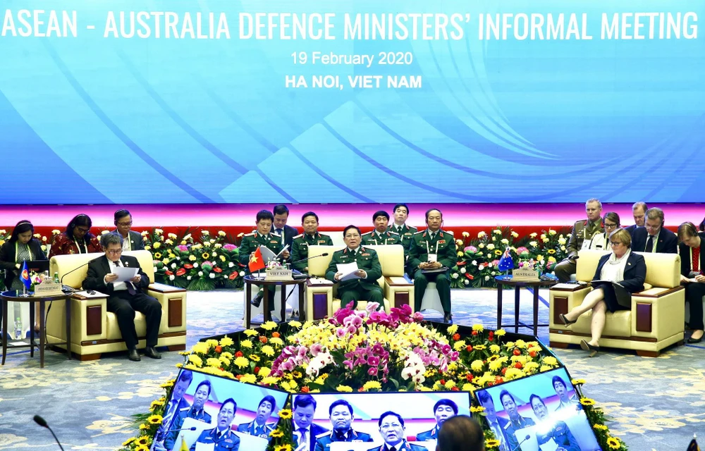 Quang cảnh cuộc gặp không chính thức Bộ trưởng Quốc phòng ASEAN-Australia. (Ảnh: Dương Giang/TTXVN)