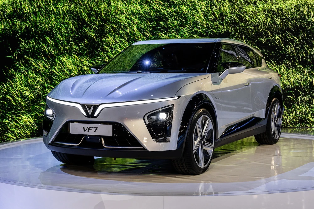 VinFast ra mắt 5 mẫu xe điện tại CES 2022