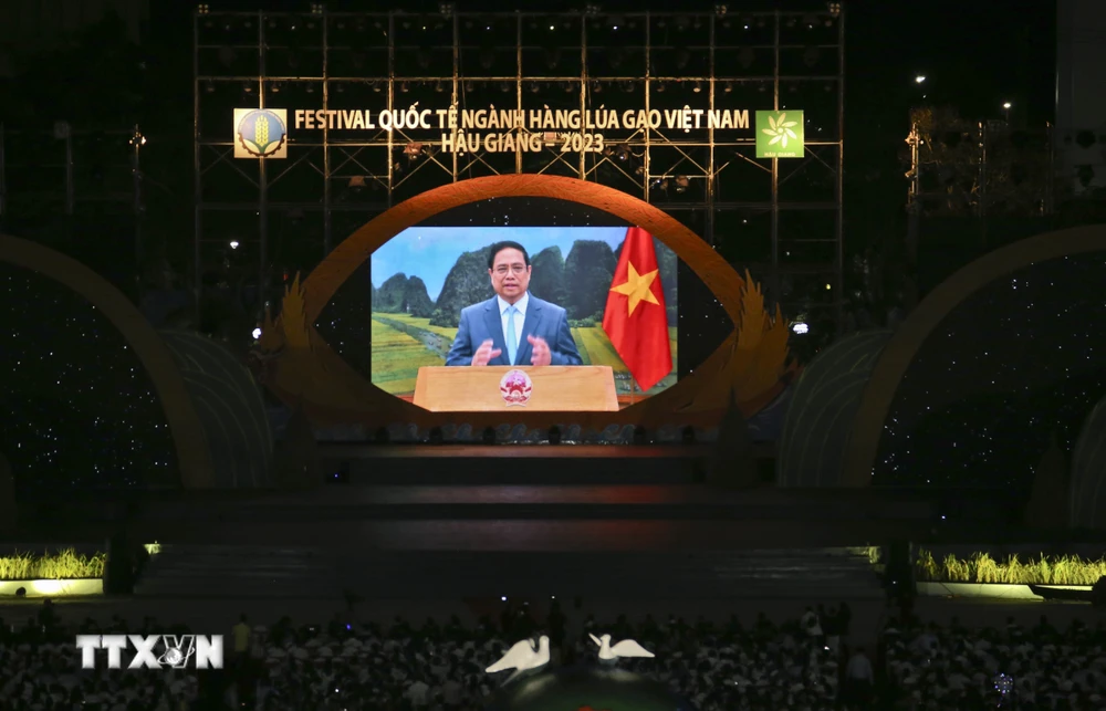 Thủ tướng Phạm Minh Chính phát biểu trực tuyến tại lễ khai mạc. (Ảnh: Duy Khương/TTXVN)