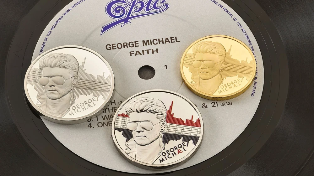 Đồng tiền xu kỷ niệm in hình ca sỹ-nhạc sỹ George Michael. (Nguồn: PA)