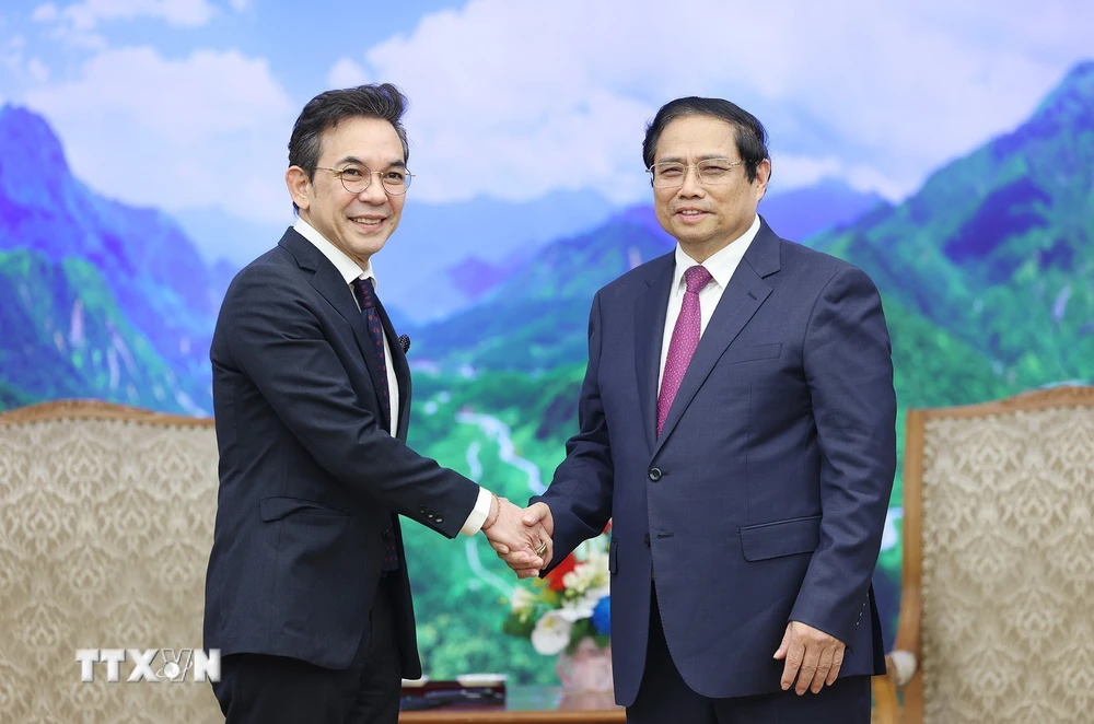 Thủ tướng Phạm Minh Chính tiếp Đại sứ Thái Lan Nikorndej Balankura đến chào từ biệt. (Ảnh: Dương Giang/TTXVN)