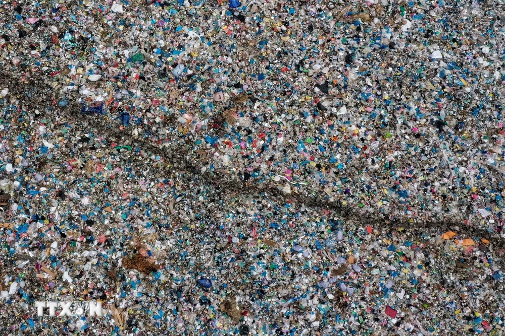 Rác thải nhựa tại điểm thu thập rác ở Lhokseumawe, tỉnh Aceh, Indonesia. (Ảnh: AFP/TTXVN)