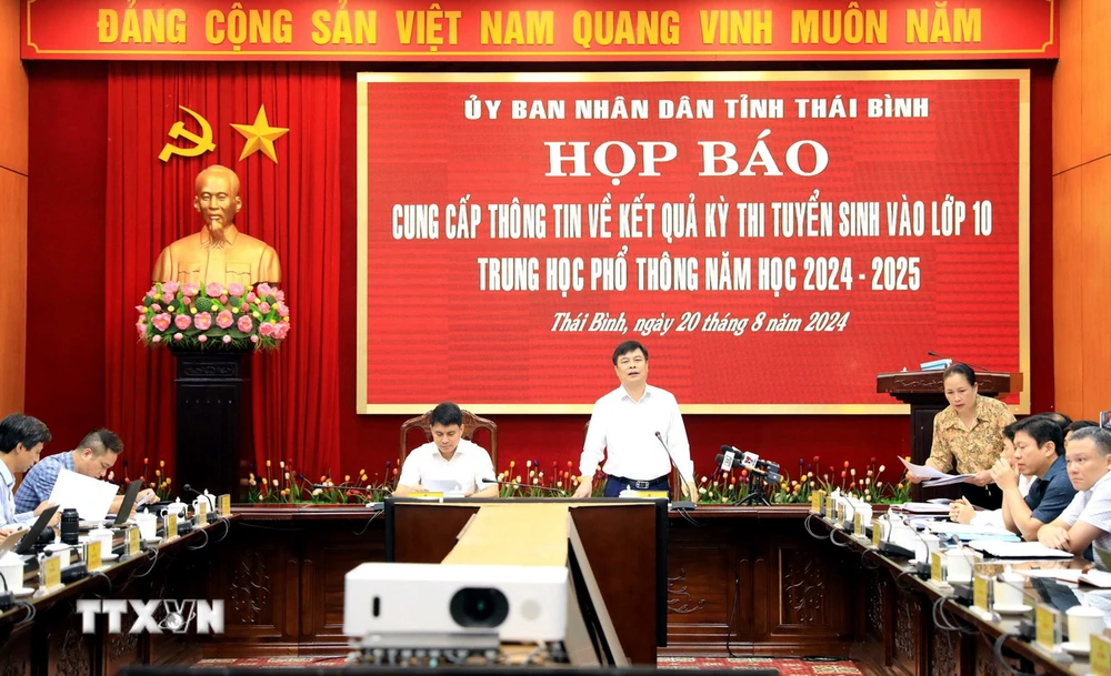 Quang cảnh buổi họp báo. (Ảnh: Thế Duyệt/TTXVN)