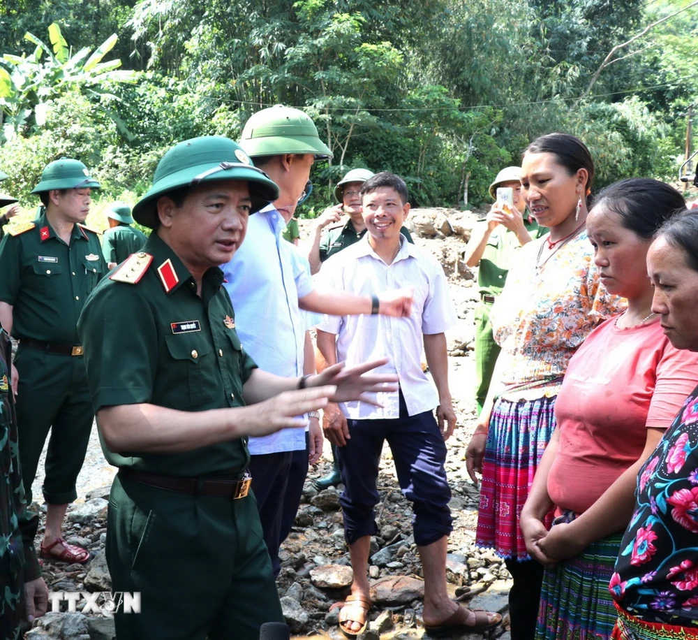 Lãnh đạo Đảng, Nhà nước kiểm tra công trình trọng điểm, vùng bị thiệt hại do bão- Ảnh 3.