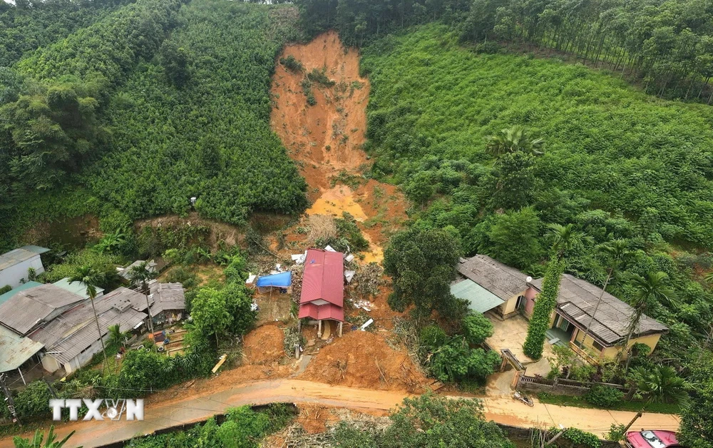 Vụ sạt lở tại thôn Bảo Tân, xã Minh Bảo, thành phố Yên Bái - nơi cướp đi sinh mạng của 4 người trong một gia đình vào ngày 10/9 vừa qua. (Ảnh: Tuấn Anh/TTXVN)