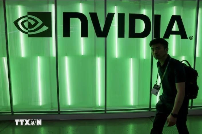 Biểu tượng của Tập đoàn Nvidia tại triển lãm máy tính ở Đài Loan (Trung Quốc). (Ảnh: Reuters/TTXVN)