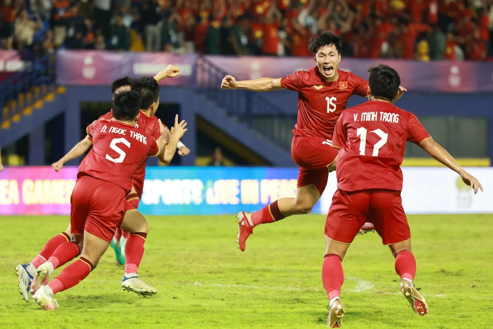 Đội tuyển U22 Việt Nam đã thể hiện được bản lĩnh trong trận 'Chung kết' bảng đấu với U22 Thái Lan. (Ảnh: Hải An/Vietnam+)