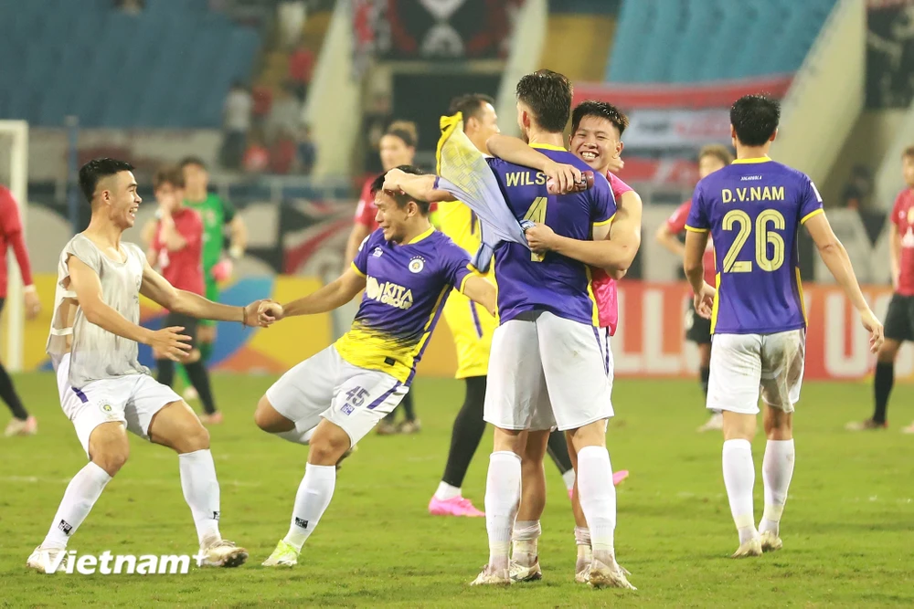 Hà Nội FC chia tay đấu trường AFC Champions League 2023/24 bằng chiến thắng 2-1 trước 'cựu vương' Urawa Reds. (Ảnh: Việt Anh/Vietnam+)