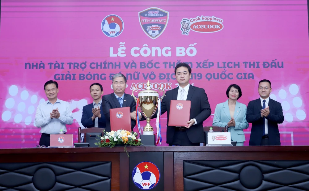 Acecook Việt Nam lần đầu tiên tài trợ cho Giải U19 Nữ Vô địch Quốc gia 2024 (Ảnh: VFF)