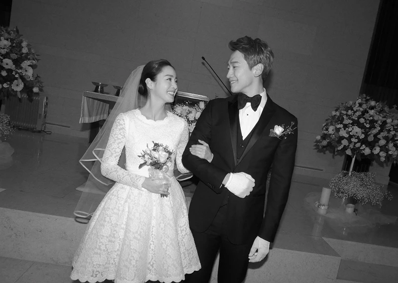 Mỹ nhân châu Á cùng diện váy cưới Dior: Song Hye Kyo và Angelababy đứt  gánh, Kimmy Kimberley ra sao?