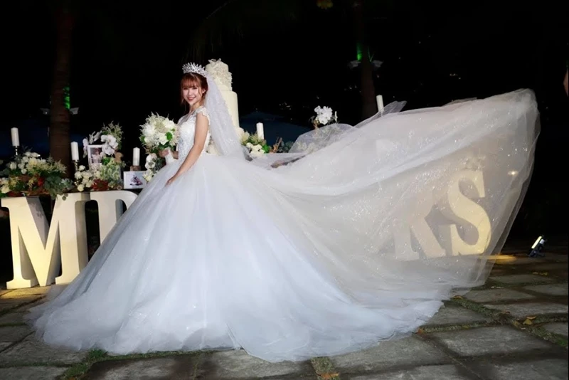 7 đám cưới cổ tích của giới nhà giàu Việt