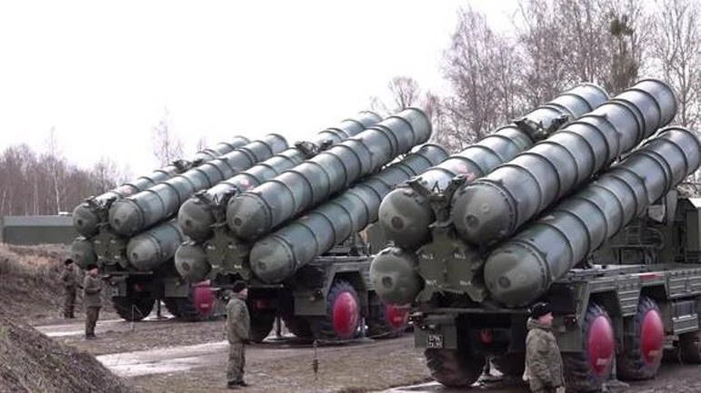 Hệ thống S-400 của Nga. (Ảnh: Almasdar News/TTXVN)