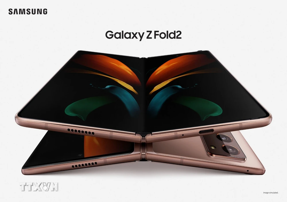 Mẫu smartphone gập mới Galaxy Z Fold 2 được Samsung giới thiệu tại sự kiện Galaxy Unpacked ngày 5/8/2020. (Ảnh: Yonhap/TTXVN)