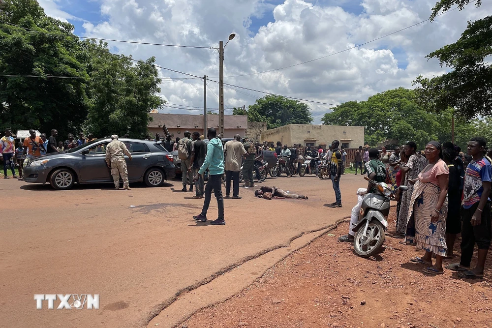 Hiện trường một vụ tấn công tại Kati, Mali. (Ảnh: AFP/TTXVN)