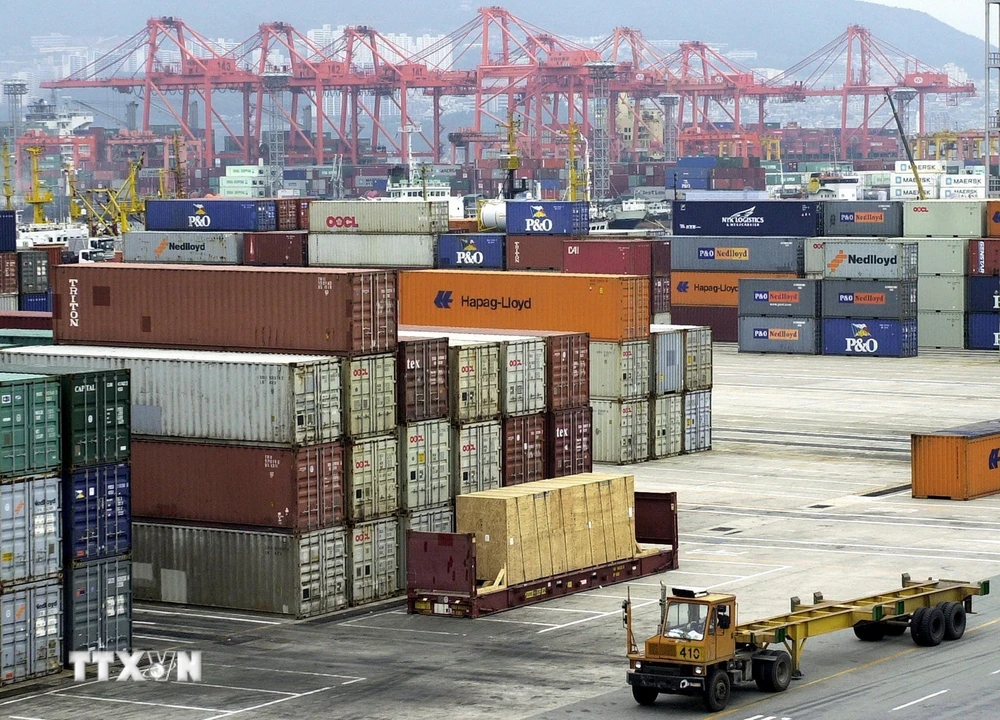 Cảng hàng hóa Busan, Hàn Quốc. (Ảnh: AFP/TTXVN)