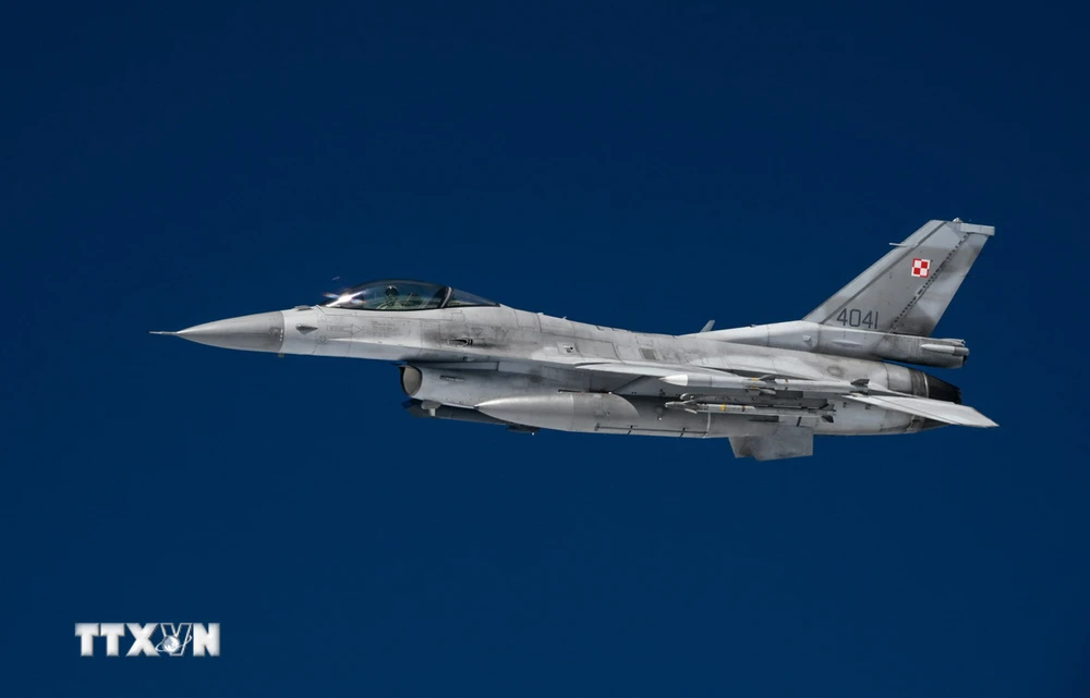 Máy bay chiến đấu F-16 tham gia cuộc tập trận của NATO. (Ảnh minh họa. AFP/TTXVN)