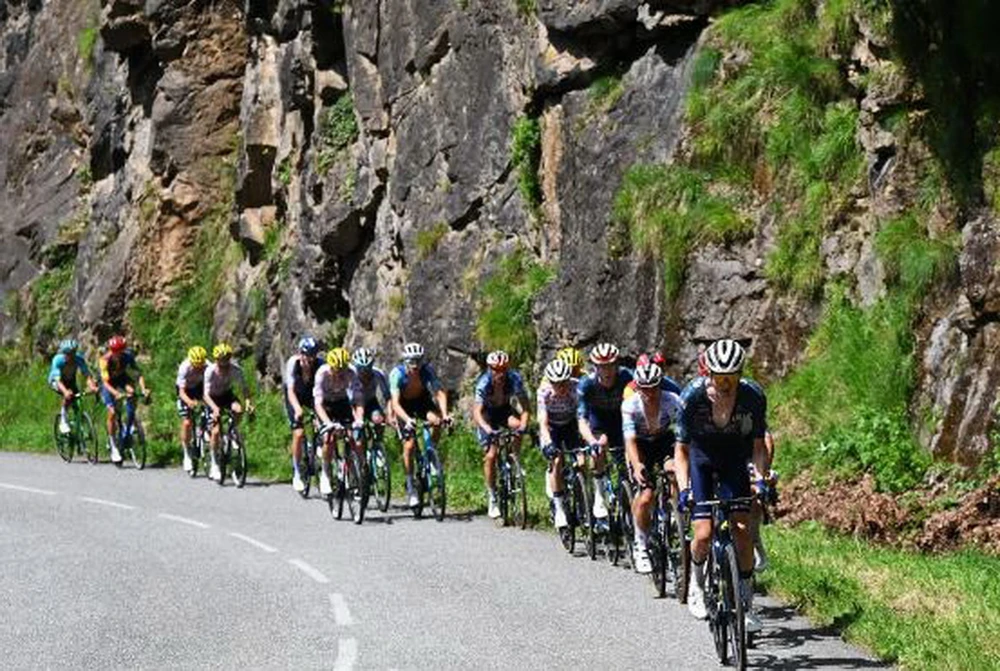 Tour de France đã siết chặt các biện pháp phòng dịch COVID-19. (Ảnh: Getty images)