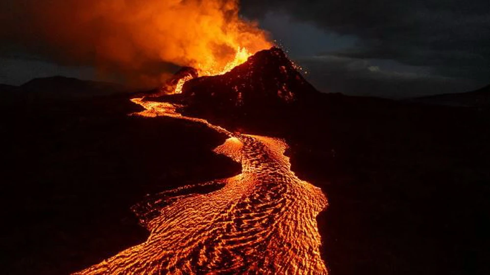 Đây là đợt phun trào núi lửa thứ 6 ở khu vực này kể từ tháng 12/2023.. (Ảnh: Getty Images)