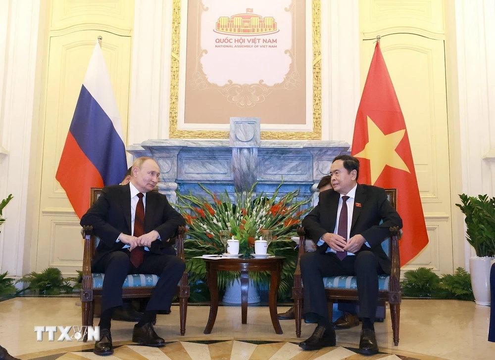 Chủ tịch Quốc hội Trần Thanh Mẫn hội kiến Tổng thống Liên bang Nga Vladimir Putin. (Ảnh: Thống Nhất/TTXVN)