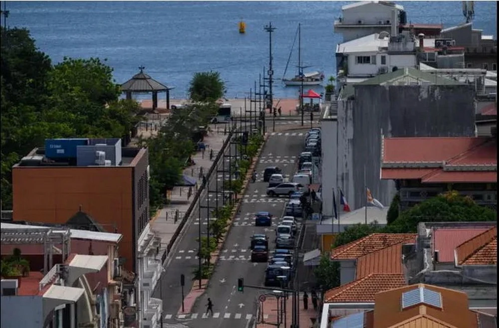 Một con phố ở Fort-de-France, trên đảo Martinique thuộc Pháp ở vùng Caribe. (Nguồn: AFP)