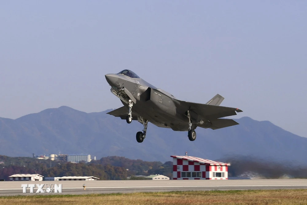 Máy bay chiến đấu F-35A. (Ảnh: AFP/TTXVN)