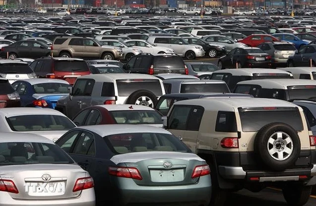 Xe ôtô của Toyota Nhật Bản tại trung tâm phân phối xe của hãng ở cảng Long Beach, Mỹ. (Ảnh: Getty Images/TTXVN) 