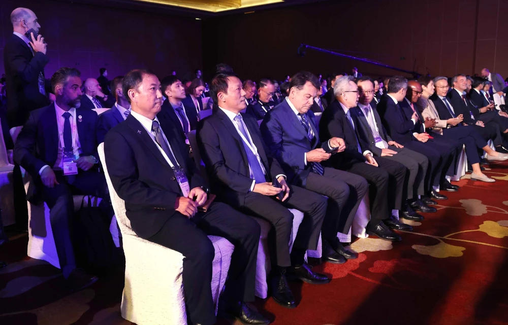 Thượng tướng, Thứ trưởng Bộ Công an Lương Tam Quang dẫn đầu Đoàn công tác cấp cao Bộ Công an Việt Nam tham dự Hội nghị. (Ảnh: Tất Đạt/TTXVN)