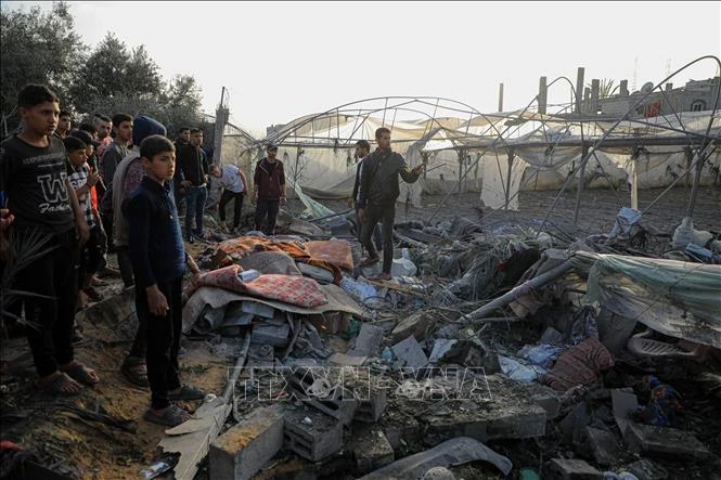 Cảnh đổ nát sau một vụ không kích của Israel xuống Rafah, Dải Gaza, ngày 27/3/2024. (Ảnh: THX/TTXVN)