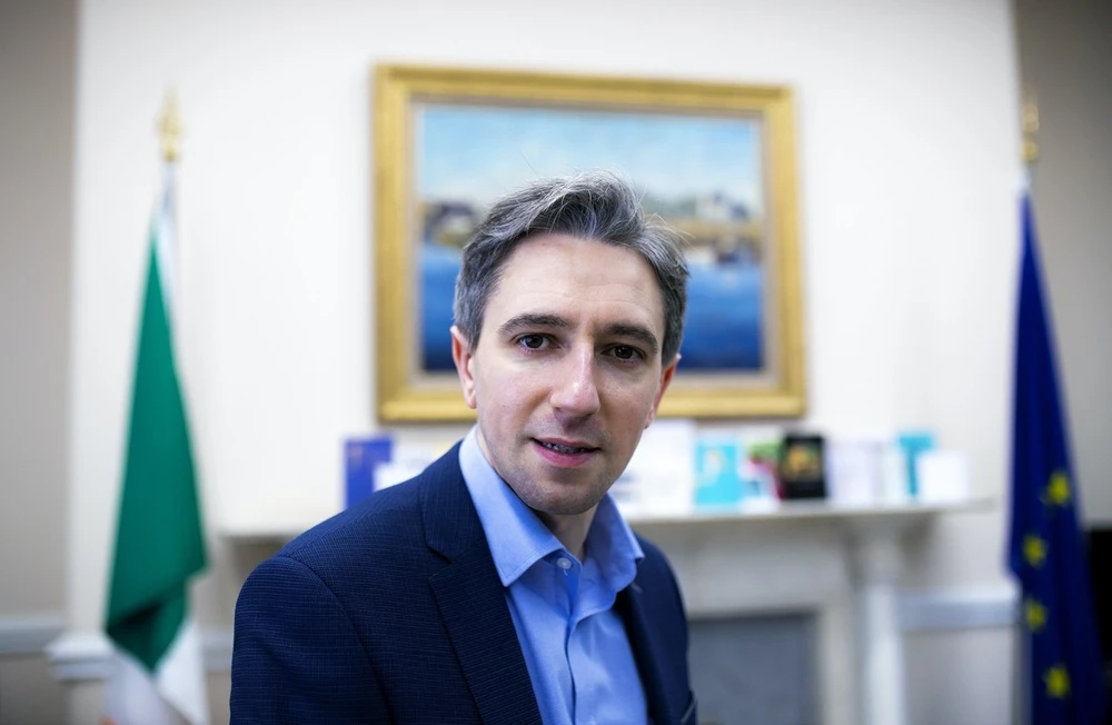 Quốc hội Ireland đã bầu ông Simon Harris làm Thủ tướng mới. (Ảnh: The Journal)