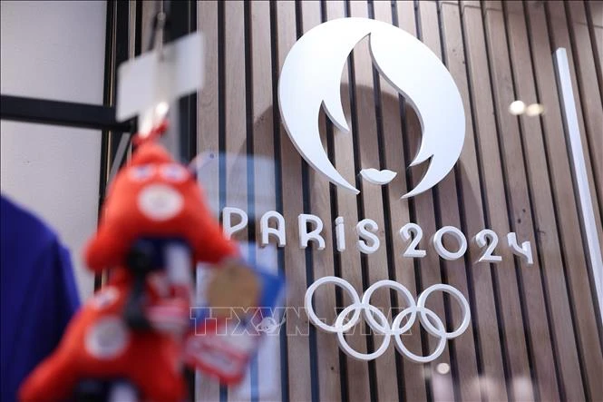 Biểu tượng Thế vận hội mùa hè (Olympic) 2024 tại Paris, Pháp. (Ảnh minh họa: AFP/TTXVN) 