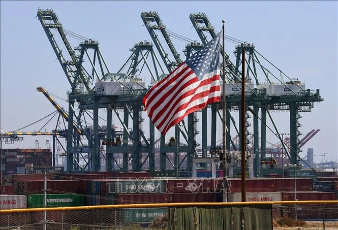 Cảng container hàng hóa Long Beach ở Los Angeles, Mỹ. (Ảnh (tư liệu): AFP/TTXVN) 