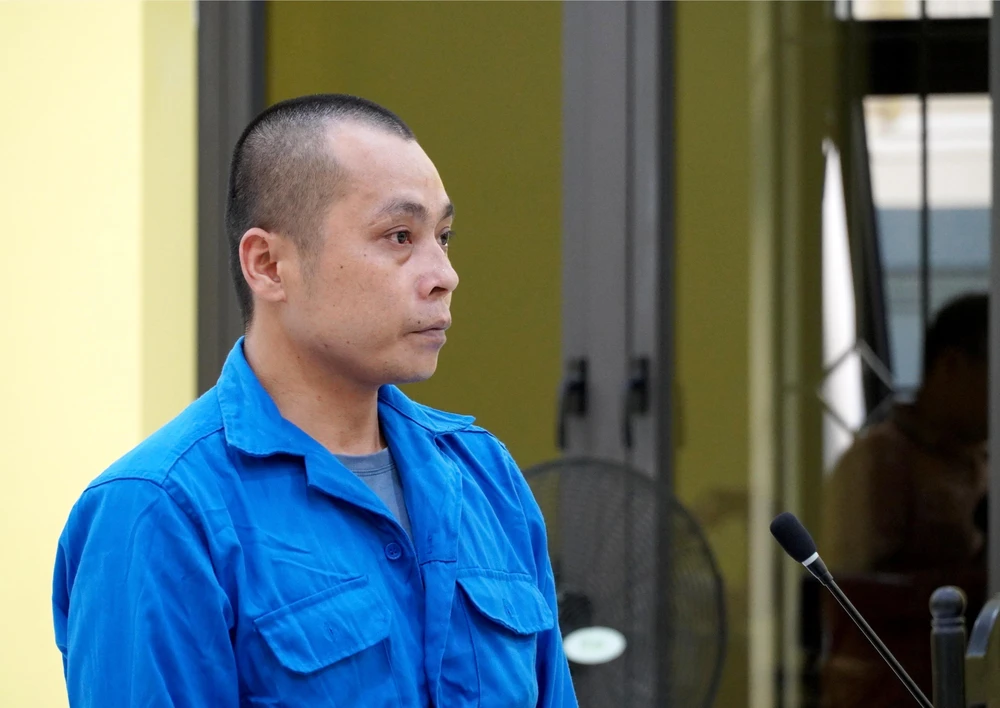 Bị cáo Thạch Duy Khánh tại phiên tòa. (Ảnh: Huỳnh Anh/TTXVN)