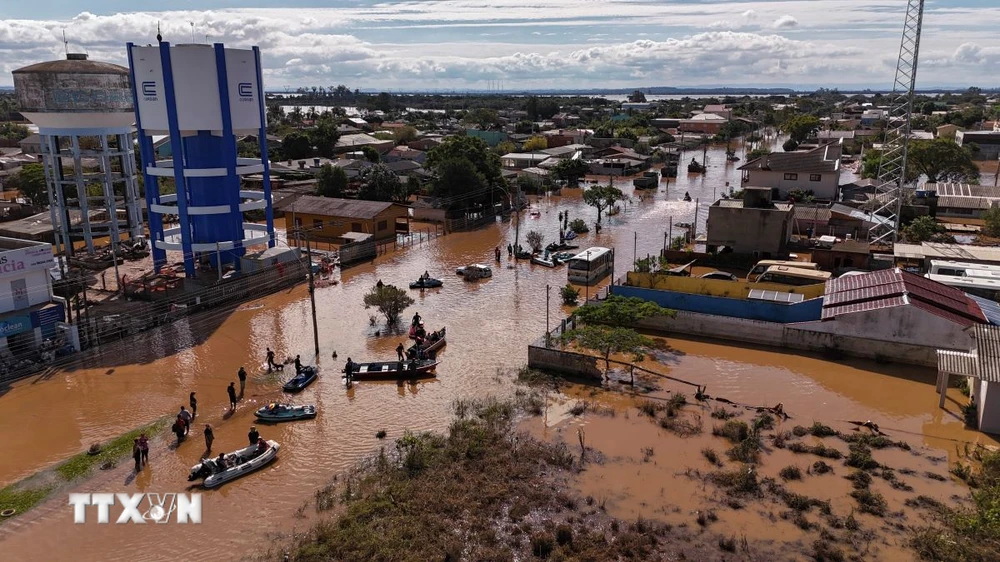 Ngập lụt tại bang Rio Grande do Sul, Brazil ngày 9/5/2024. (Ảnh: AFP/TTXVN)