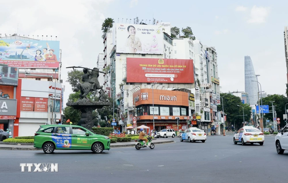 Vòng xoay ngã 6 Phù Đổng (Quận 1). (Ảnh: Anh Tuấn/TTXVN) 