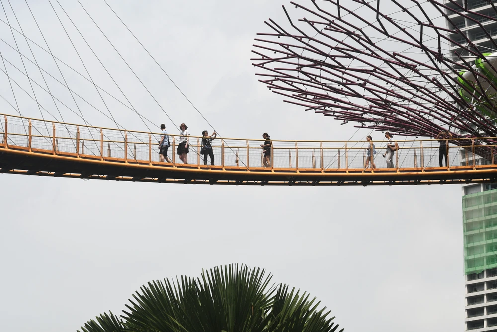 Khách du lịch tại Singapore. (Ảnh: THX/ TTXVN)