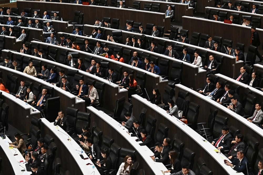 Các nghị sỹ Thái Lan tại phiên họp Quốc hội ở Bangkok hồi năm ngoái. (Ảnh: AFP/TTXVN)