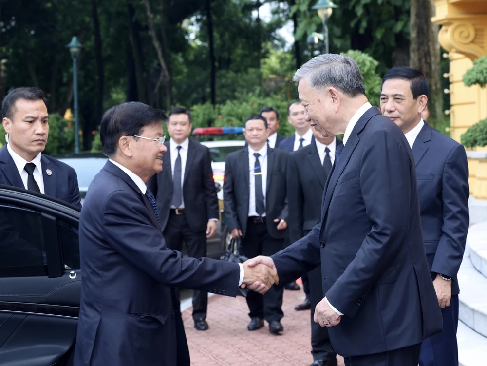 Chủ tịch nước Tô Lâm đón Tổng Bí thư, Chủ tịch nước Lào Thongloun Sisoulith tại Hà Nội, chiều 25/7/2024. (Ảnh: TTXVN)