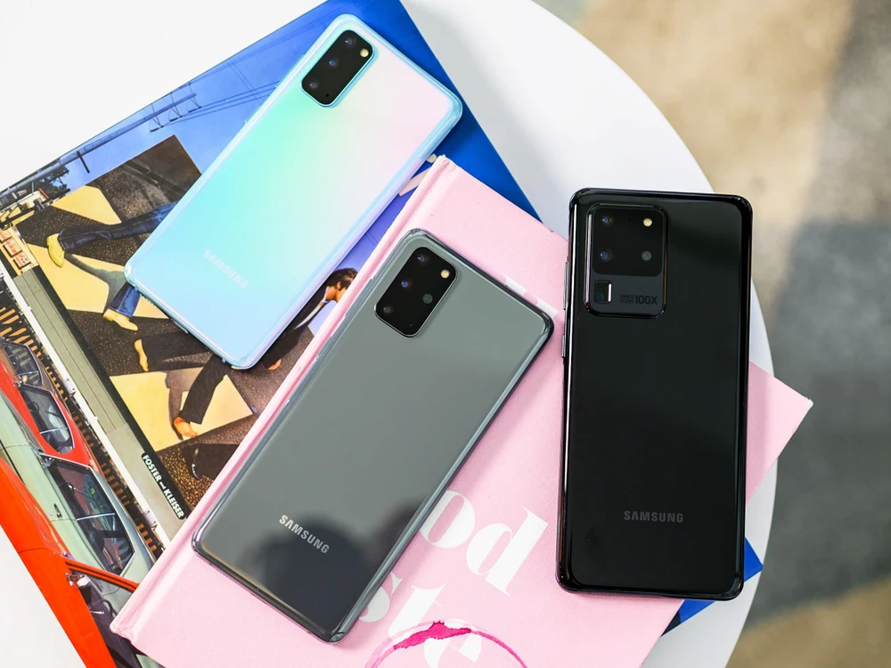 Bộ ba phiên bản điện thoại Samsung Galaxy S20. (Nguồn: wired.com)