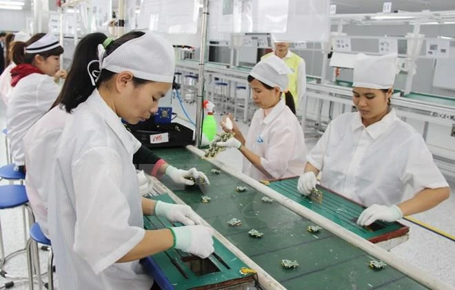 Hàn Quốc đang là quốc gia đứng đầu về vốn đầu tư trực tiếp (FDI) tại Việt Nam. (Ảnh: TTXVN)