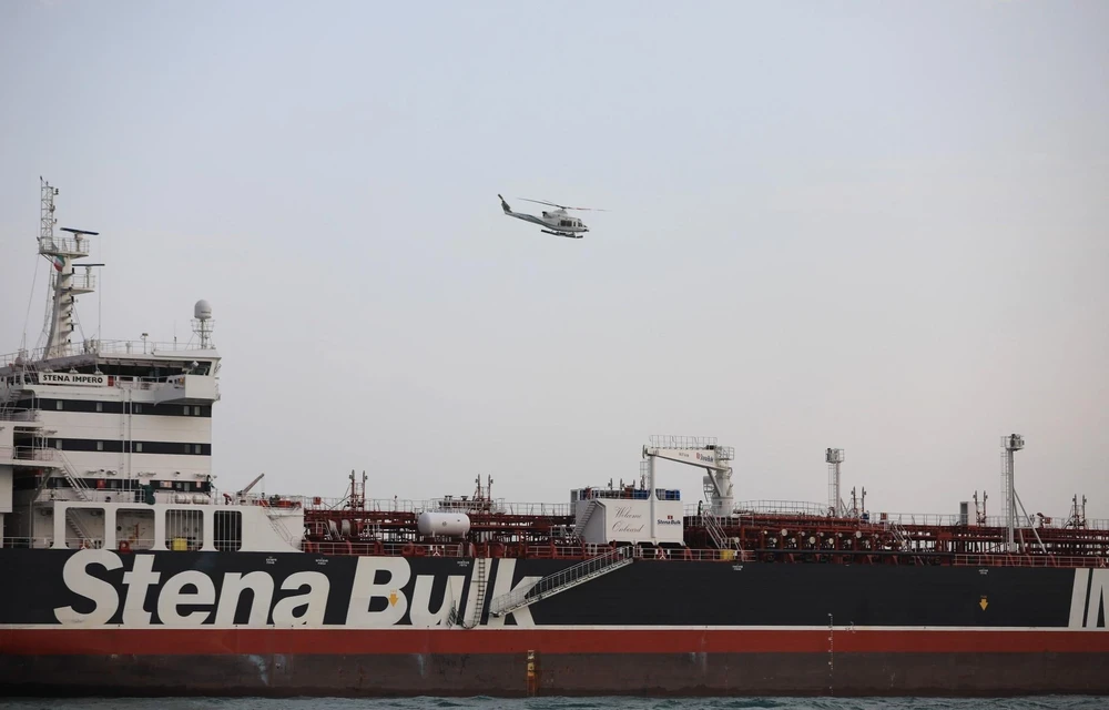 Trong ảnh (tư liệu): Tàu chở dầu Stena Impero di chuyển gần Eo biển Hormuz, Iran, ngày 21/7/2019. (Nguồn: THX/TTXVN)