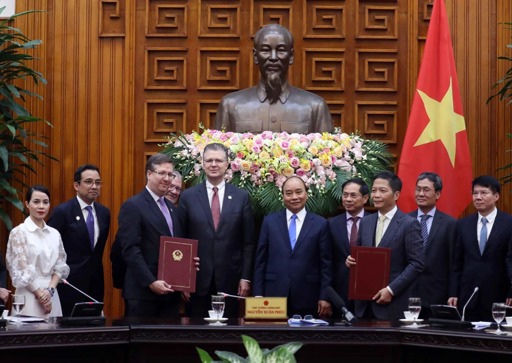 Thủ tướng Nguyễn Xuân Phúc tiếp đoàn doanh nghiệp Hoa Kỳ là thành viên Hội đồng kinh doanh Hoa Kỳ-ASEAN (USABC). (Ảnh: Thống Nhất - TTXVN)