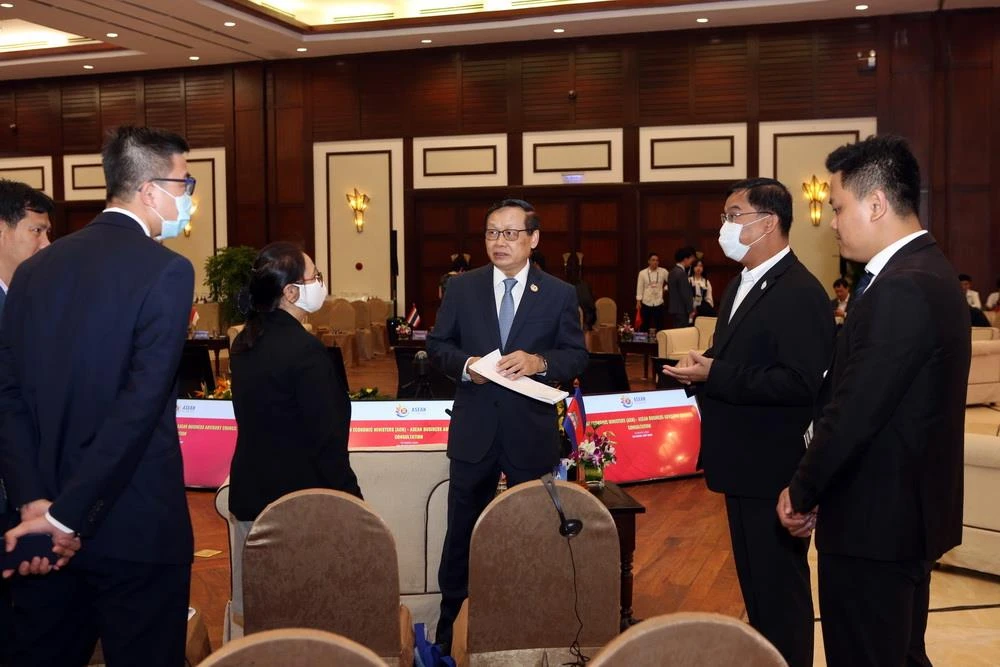 Hội nghị hẹp Bộ trưởng Kinh tế ASEAN vẫn được tổ chức thành công tại Đà Nẵng nhờ công tác phòng dịch rất tốt, bất chấp việc dịch bệnh đang lan tràn ở nhiều quốc gia (Nguồn: TTXVN)