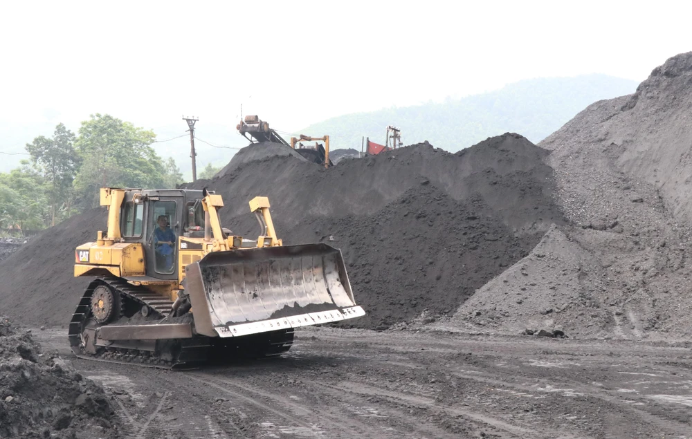 Khu vực sàng tuyển than của Công ty than Núi Hồng. (Ảnh: Hoàng Nguyên/TTXVN)