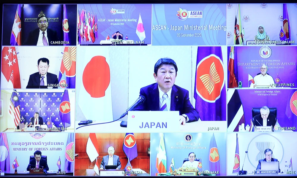 Bộ trưởng Ngoại giao Nhật Bản Toshimitsu Motegi phát biểu tại Hội nghị Bộ trưởng Ngoại giao ASEAN-Nhật Bản. (Ảnh: Lâm Khánh/TTXVN)