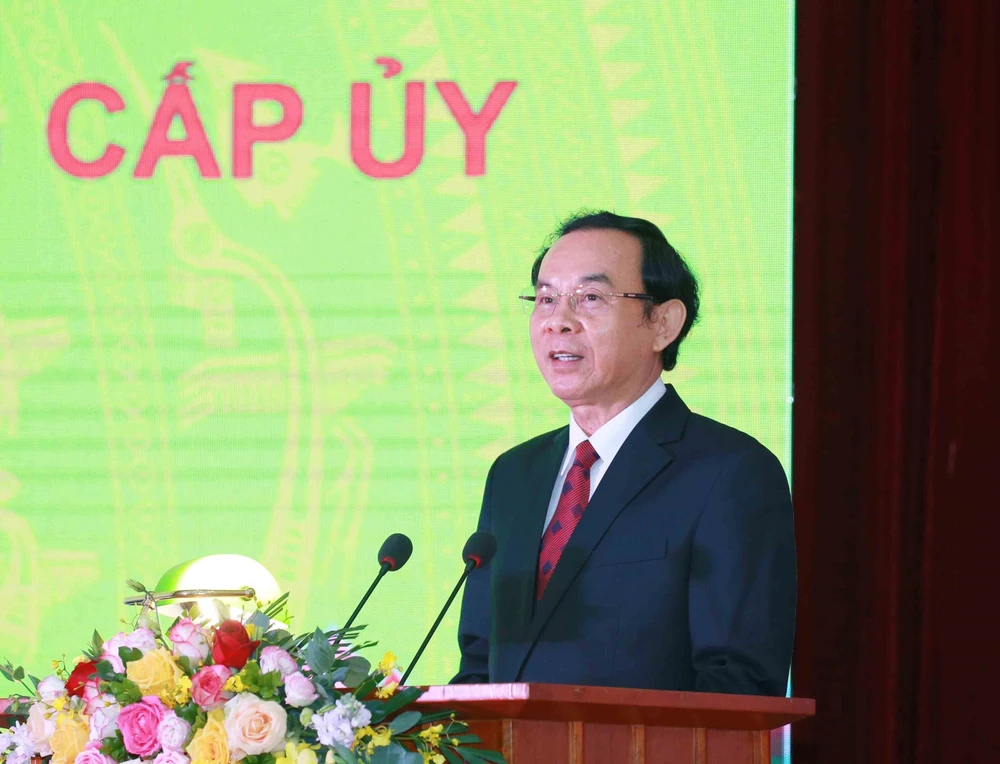 Ông Nguyễn Văn Nên được bầu giữ chức Bí thư Thành ủy Thành phố Hồ Chí Minh khóa XI. (Ảnh: Phương Hoa/TTXVN)