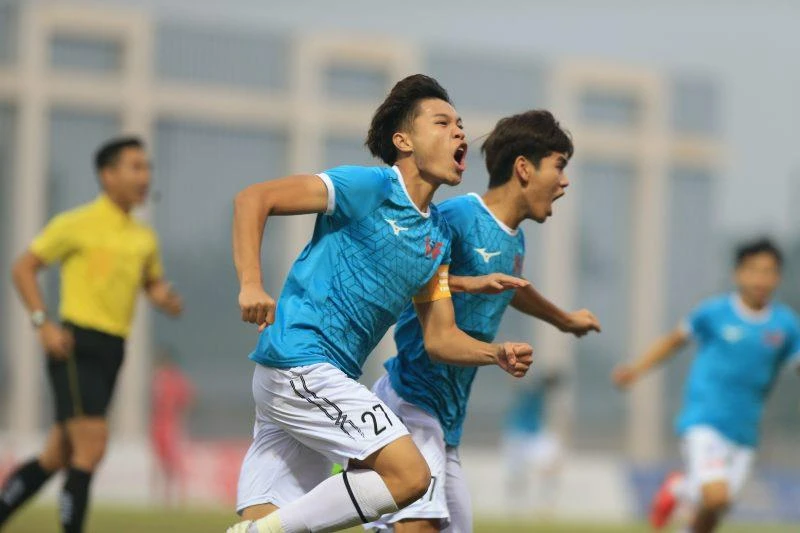 Trần Ngọc Sơn ăn mừng bàn thắng duy nhất của trận đấu. (Nguồn: vff.org.vn)