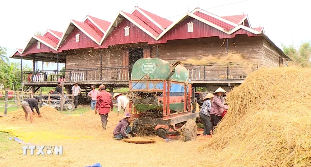 Nhiều gia đình người dân tộc thiểu số tại huyện Krông Pa (Gia Lai) đã có đời sống khá giả nhờ nguồn vốn từ các chương trình mục tiêu Quốc gia. (Ảnh: Hồng Điệp/TTXVN)